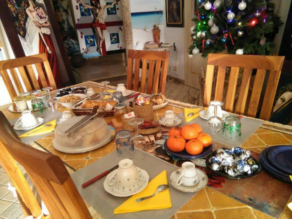 Casa D' Artista B&B Ozieri Ngoại thất bức ảnh